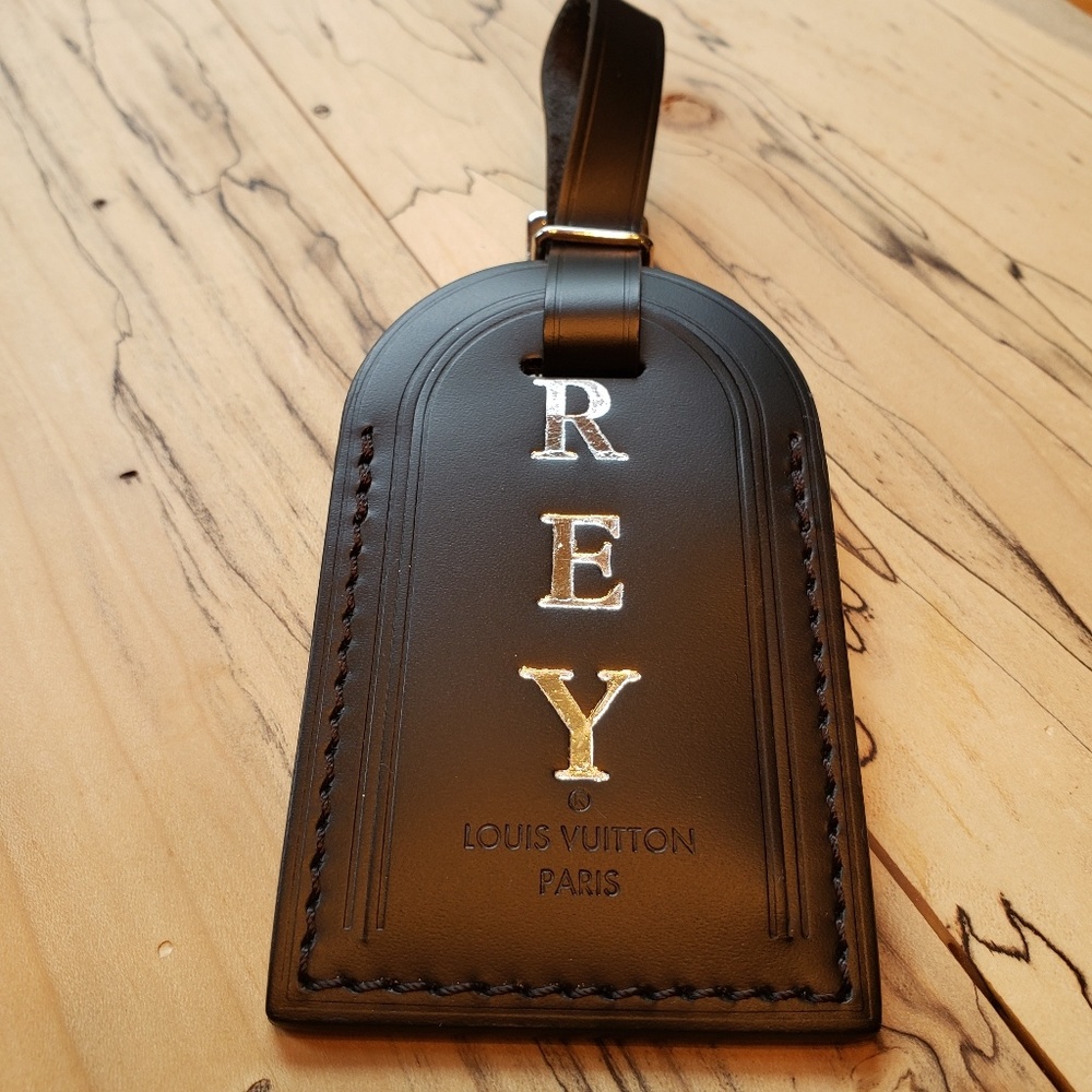 Authentic Louis Vuitton Blk Luggage Tag star wars